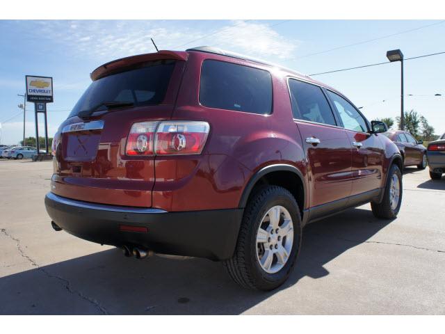 2011 GMC Acadia 45