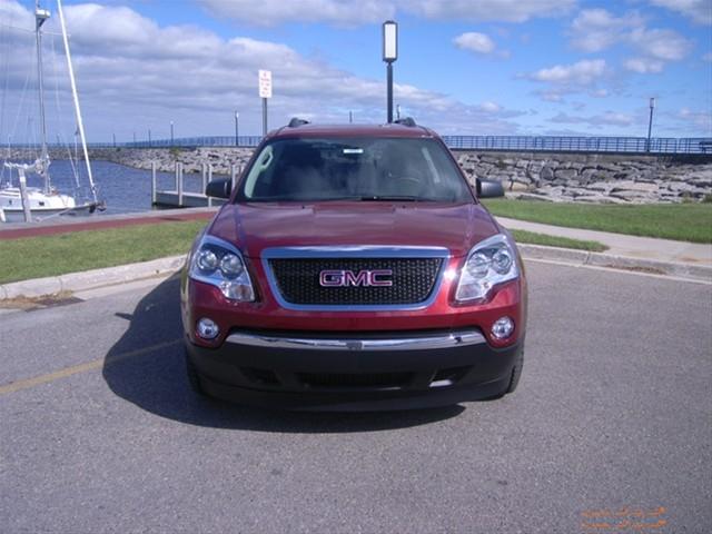 2011 GMC Acadia 45