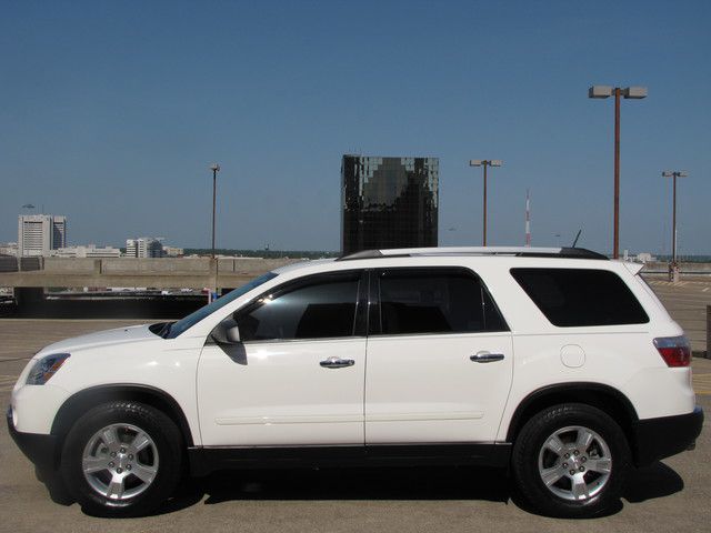 2011 GMC Acadia 2WD Ext Cab Manual