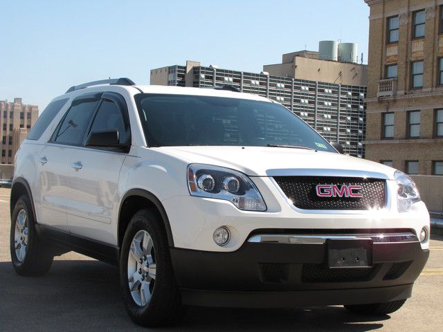 2011 GMC Acadia 2WD Ext Cab Manual