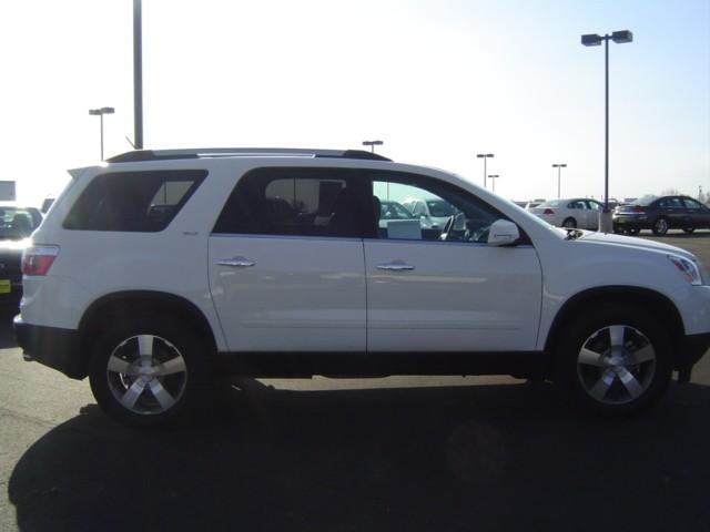 2011 GMC Acadia LX Wagon 4D