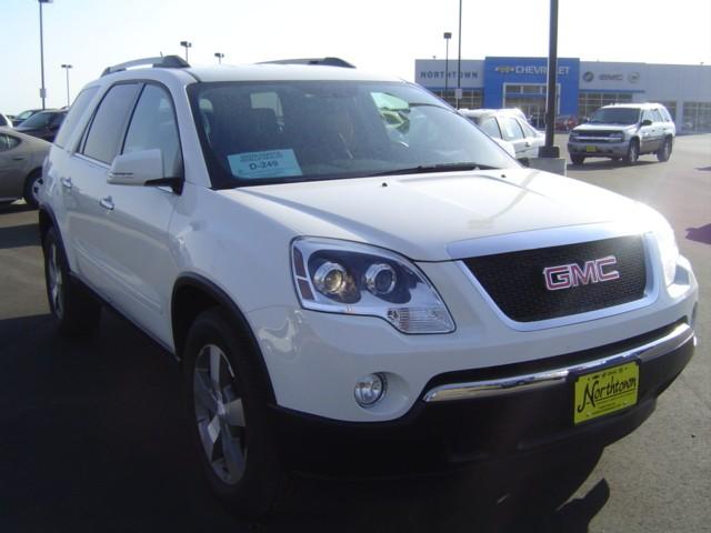 2011 GMC Acadia LX Wagon 4D