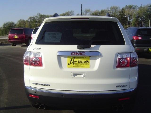 2011 GMC Acadia LX Wagon 4D