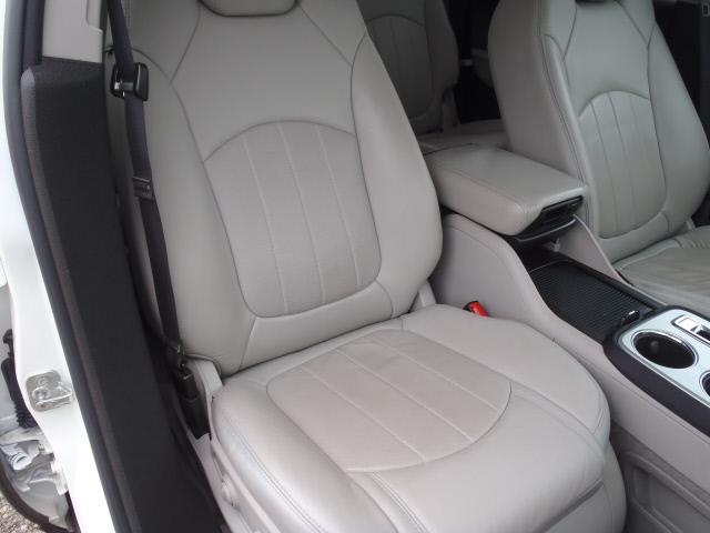 2011 GMC Acadia Comfortsound Pkg W/sunroof 6CD