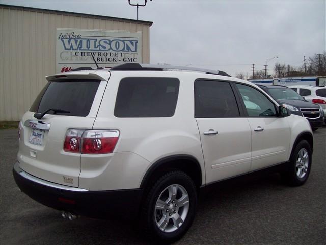 2011 GMC Acadia 45