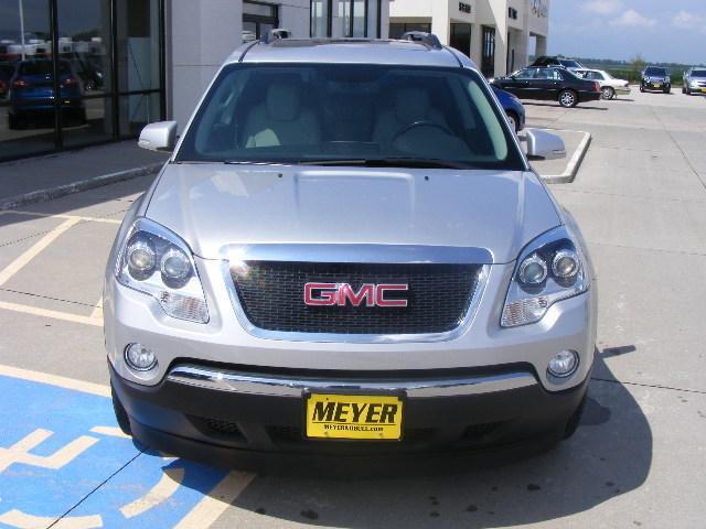 2011 GMC Acadia LX Wagon 4D