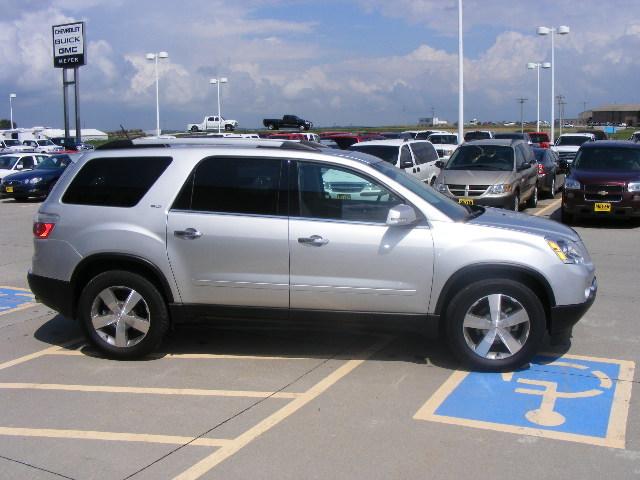 2011 GMC Acadia LX Wagon 4D