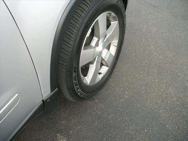 2011 GMC Acadia LX Wagon 4D