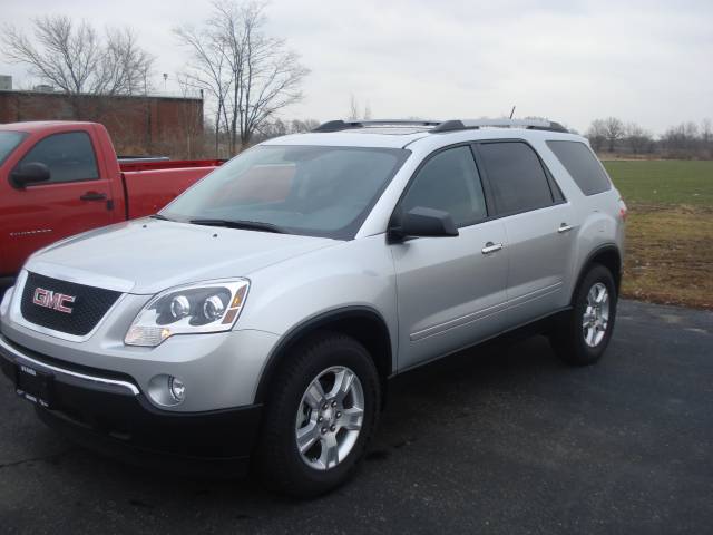 2011 GMC Acadia 45