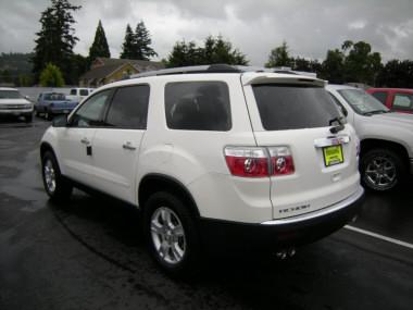 2011 GMC Acadia 45