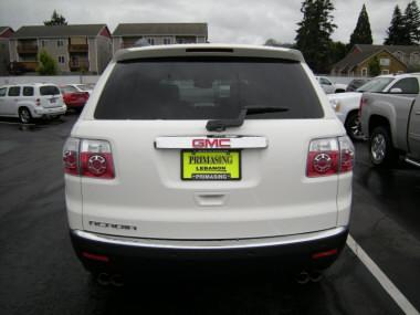 2011 GMC Acadia 45