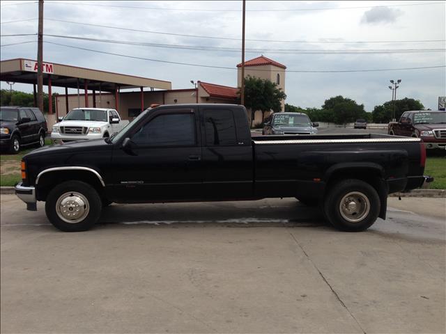 1996 GMC C3500 Signature Limited Sedan