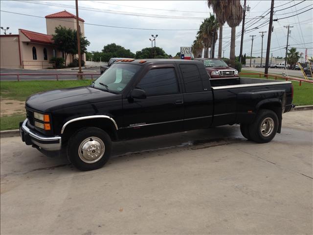 1996 GMC C3500 Signature Limited Sedan