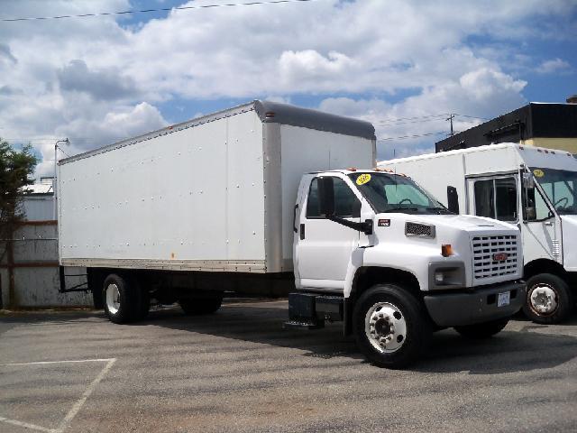 2004 GMC C7500 24 Unknown