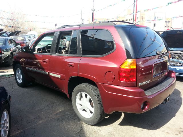 2002 GMC Envoy Wagon SE