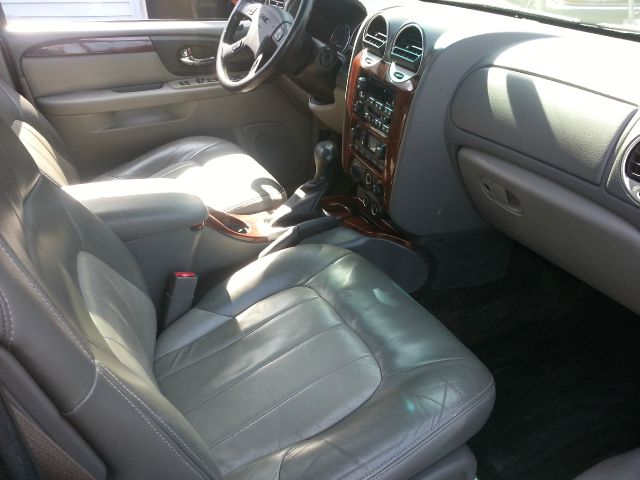 2002 GMC Envoy Wagon SE