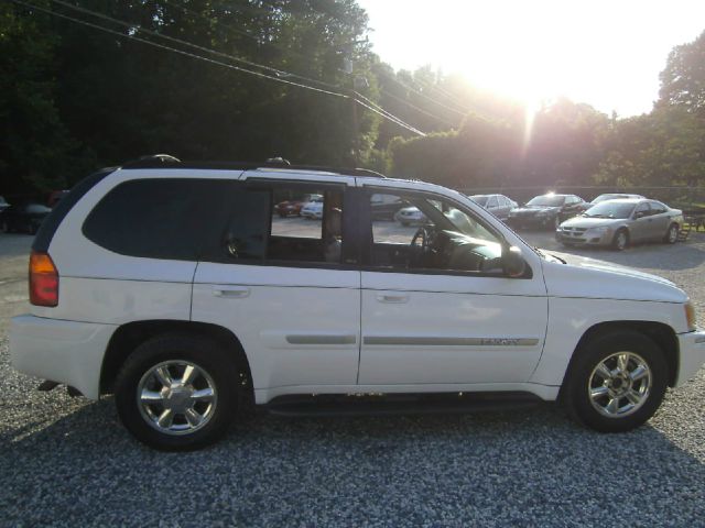 2002 GMC Envoy Wagon SE