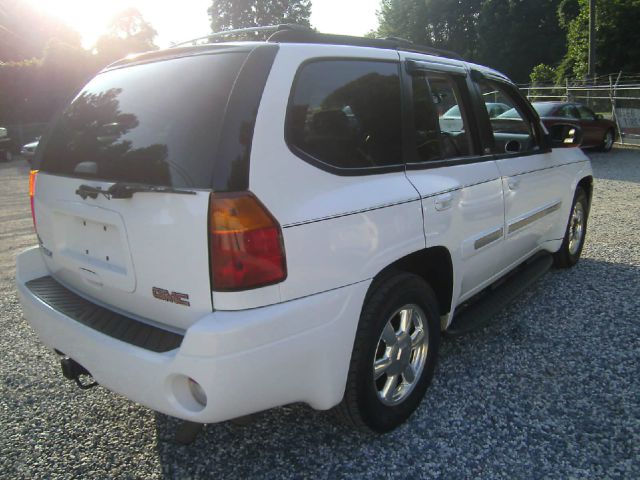 2002 GMC Envoy Wagon SE