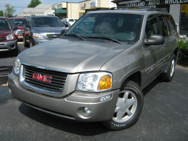 2002 GMC Envoy 4x4 Crew Cab LE