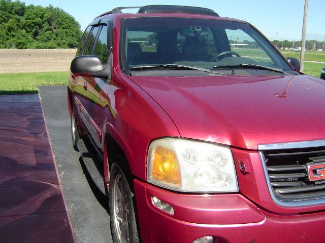 2002 GMC Envoy Wagon SE