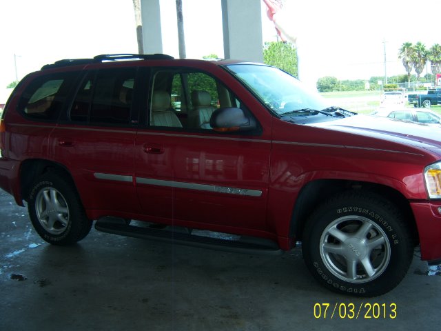 2002 GMC Envoy 4x4 Crew Cab LE