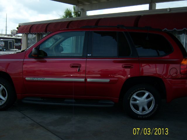 2002 GMC Envoy 4x4 Crew Cab LE