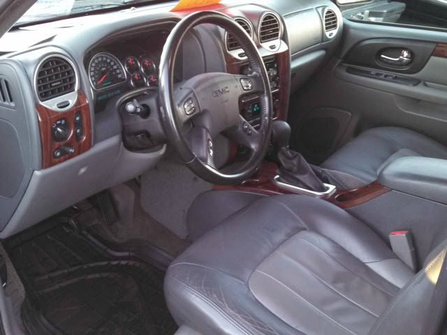 2002 GMC Envoy Wagon SE