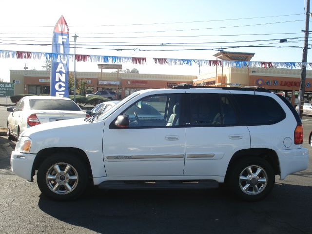 2002 GMC Envoy Wagon SE