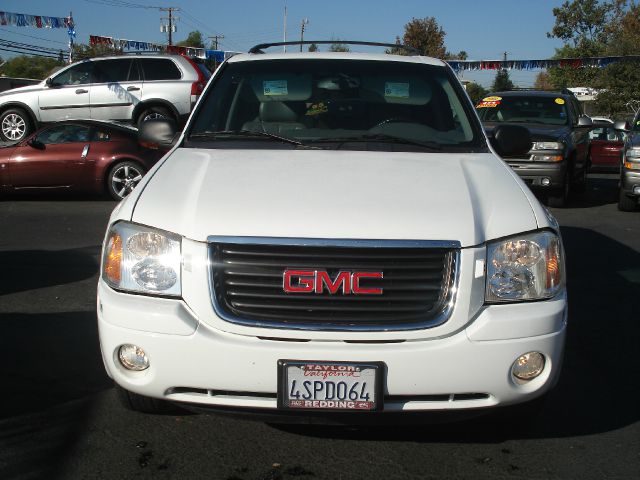 2002 GMC Envoy Wagon SE