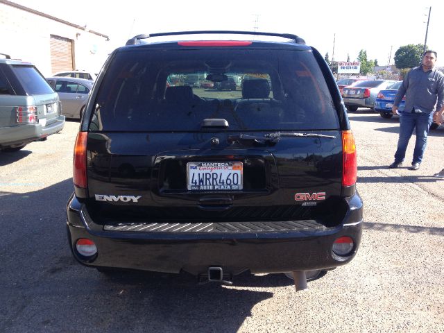 2002 GMC Envoy Wagon SE