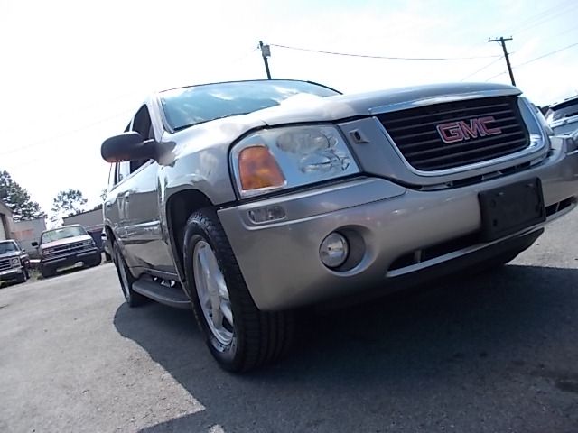 2002 GMC Envoy Wagon SE