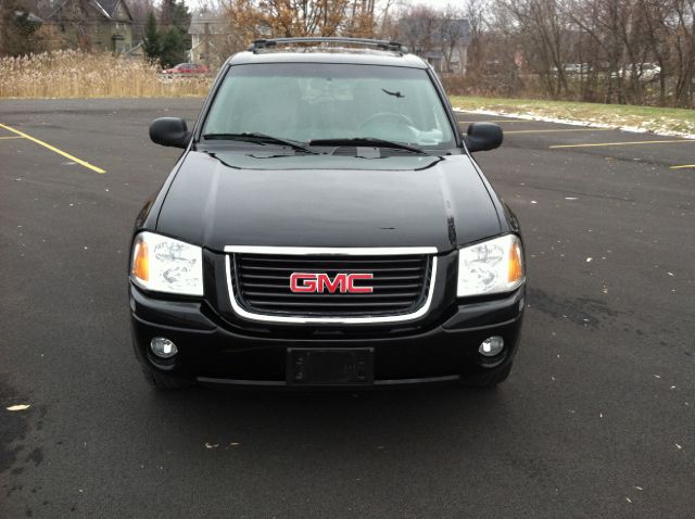 2002 GMC Envoy 4x4 Crew Cab LE