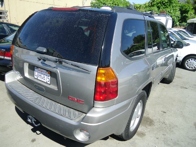 2002 GMC Envoy 4x4 Crew Cab LE