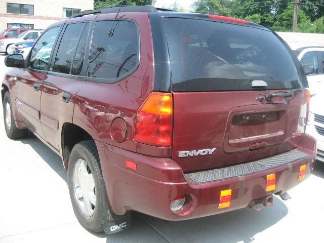 2002 GMC Envoy 4x4 Crew Cab LE