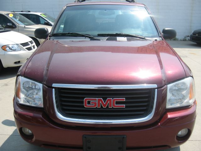 2002 GMC Envoy 4x4 Crew Cab LE