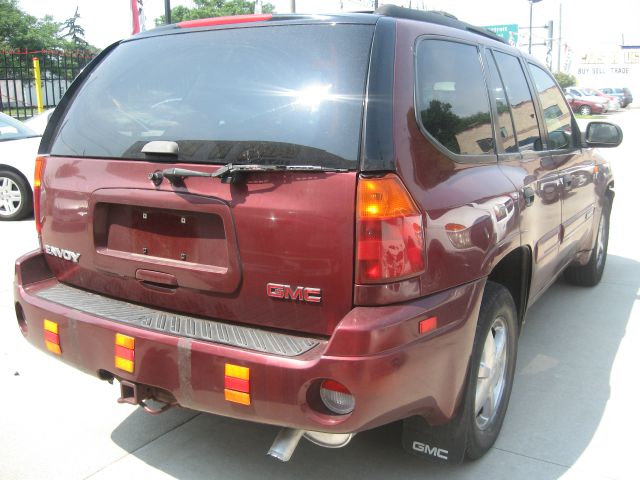 2002 GMC Envoy 4x4 Crew Cab LE