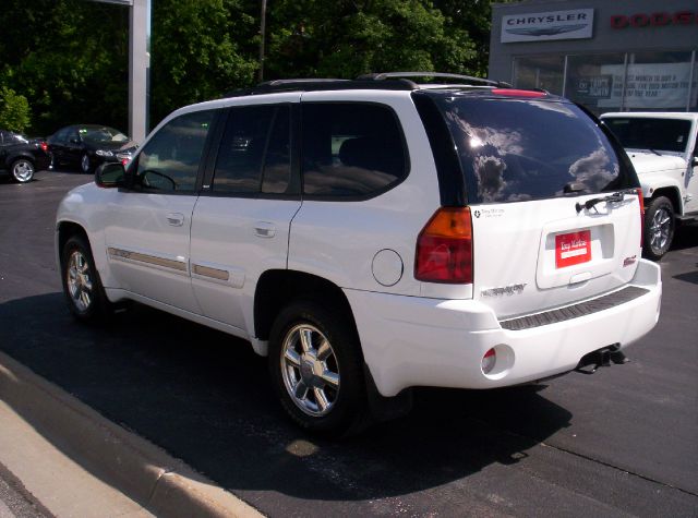 2002 GMC Envoy Wagon SE