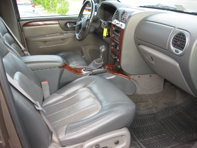 2002 GMC Envoy Wagon SE