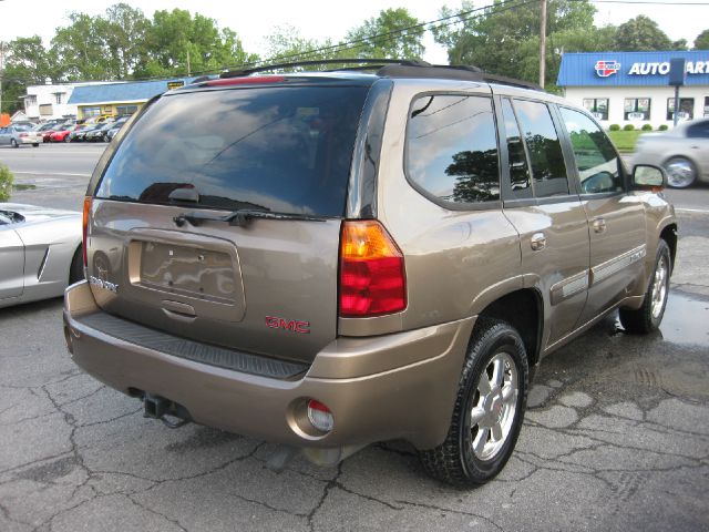 2002 GMC Envoy Wagon SE