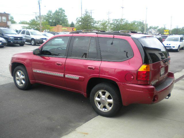 2002 GMC Envoy 4x4 Crew Cab LE