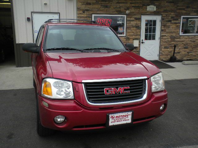 2002 GMC Envoy 4x4 Crew Cab LE