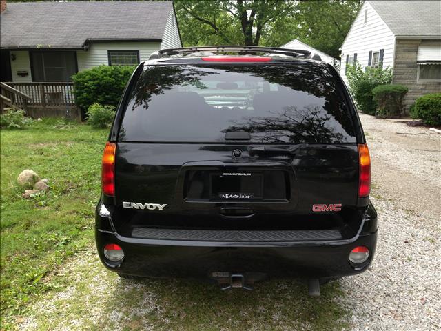 2002 GMC Envoy SLT