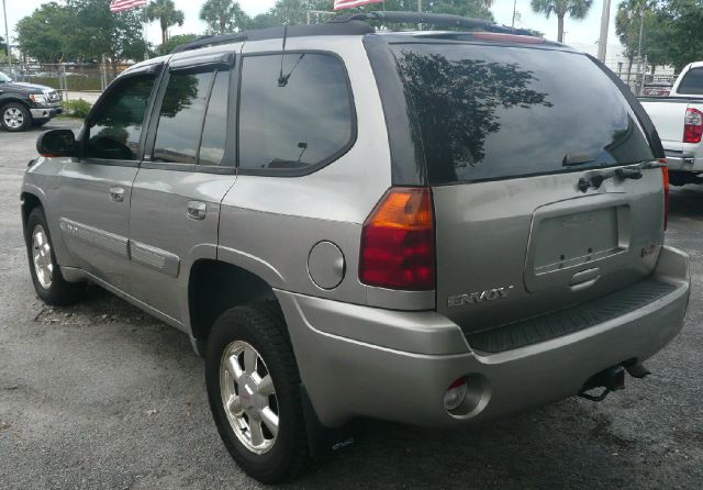 2002 GMC Envoy Wagon SE