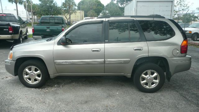 2002 GMC Envoy Wagon SE