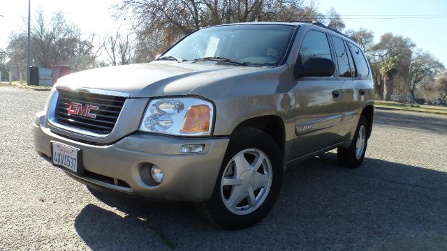 2002 GMC Envoy 4x4 Crew Cab LE