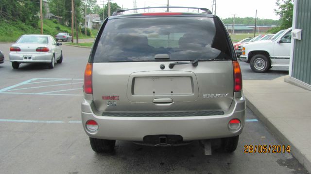 2002 GMC Envoy 4dr 2.9L Twin Turbo AWD SUV