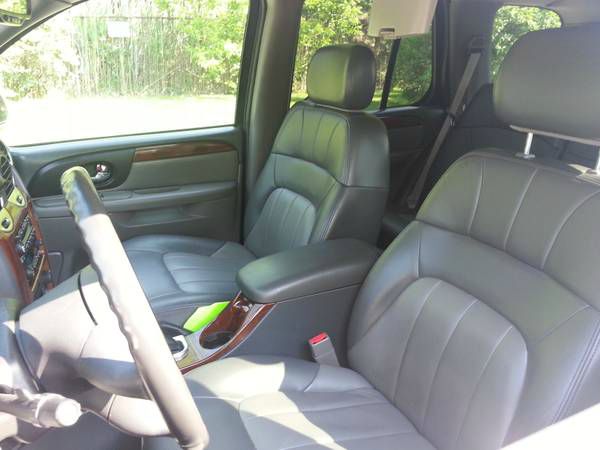 2003 GMC Envoy Wagon SE