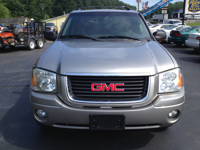 2003 GMC Envoy Wagon SE