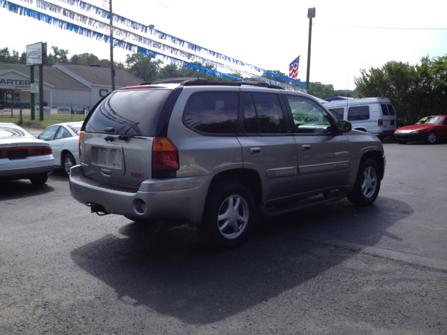 2003 GMC Envoy Wagon SE