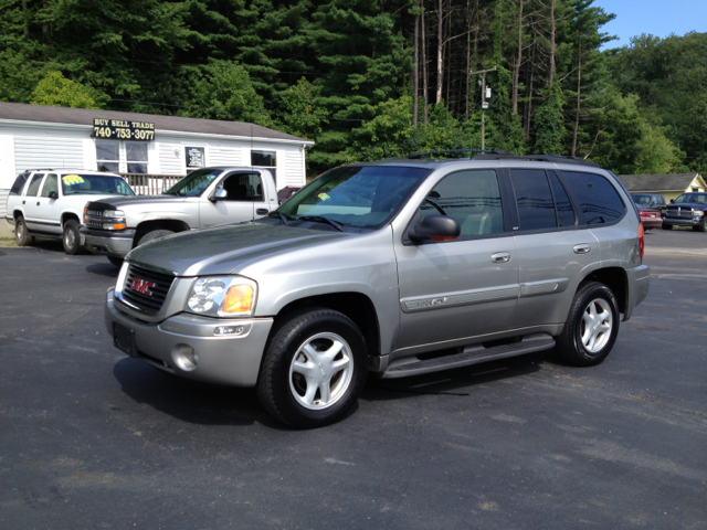 2003 GMC Envoy Wagon SE